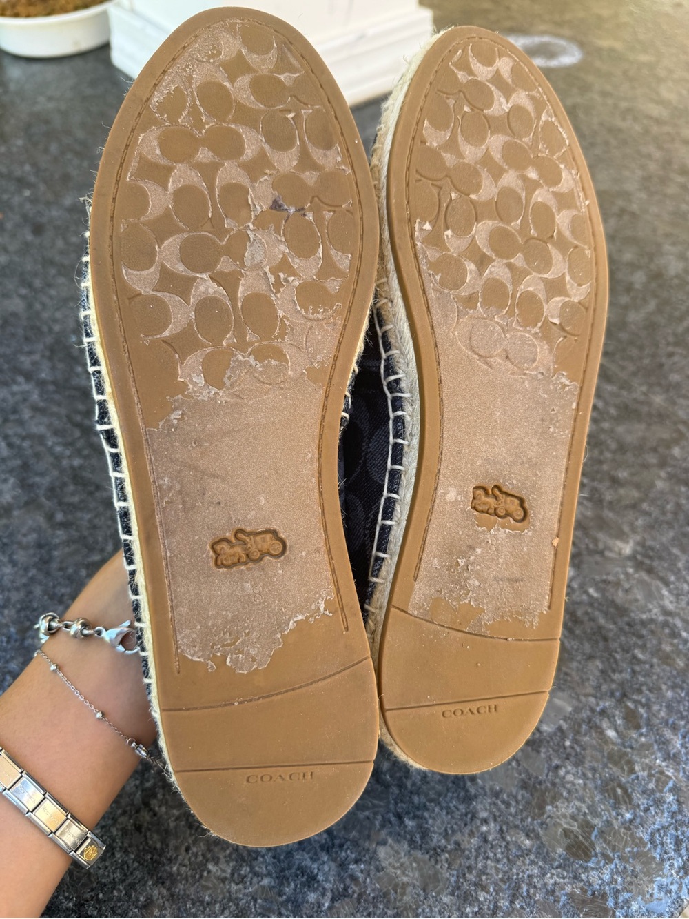 Coach Navy Signature Canvas Espadrille Flats with Gold Charm sz 8B - Picture 4 of 7